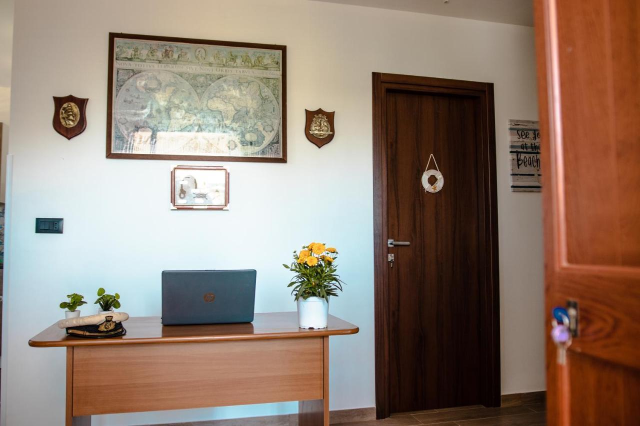 Casa Vespucci Bed & Breakfast Isola delle Femmine Exterior photo